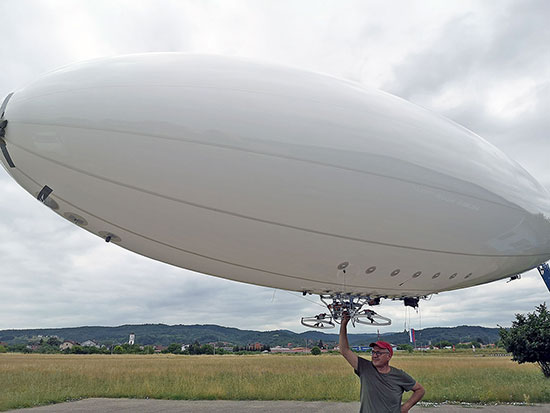 propeller-saver-for-a-7-m-rc-blimp